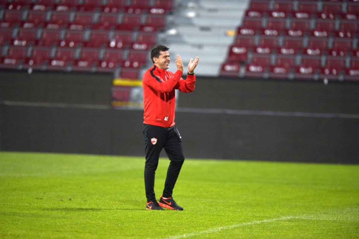 VIDEO+FOTO Moment emoționant: 5.000 de dinamoviști l-au rugat pe Contra să rămână! Cum a reacționat antrenorul