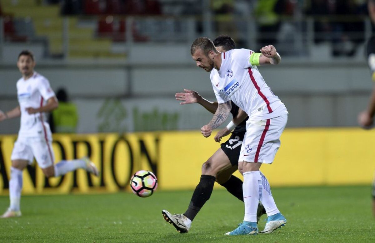 VIDEO+FOTO FCSB rezistă! Victorie cu Astra în deplasare, 1-0, iar totul se joacă în ultima rundă!