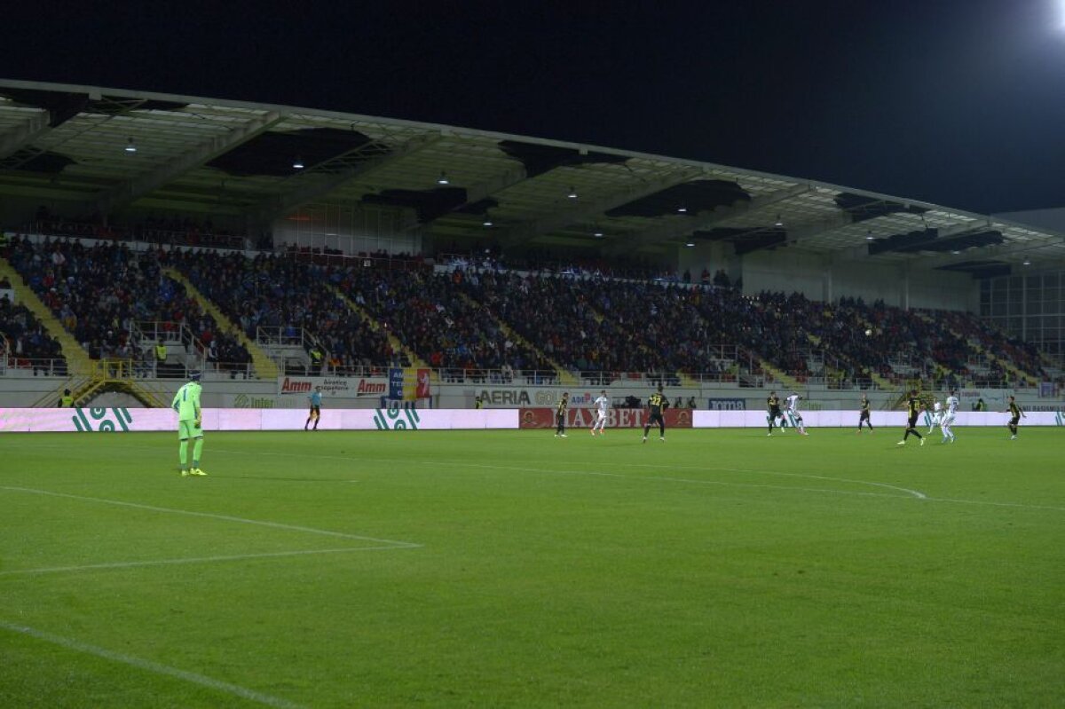 VIDEO+FOTO FCSB rezistă! Victorie cu Astra în deplasare, 1-0, iar totul se joacă în ultima rundă!