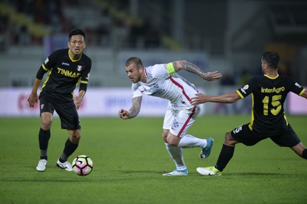 VIDEO+FOTO FCSB rezistă! Victorie cu Astra în deplasare, 1-0, iar totul se joacă în ultima rundă!