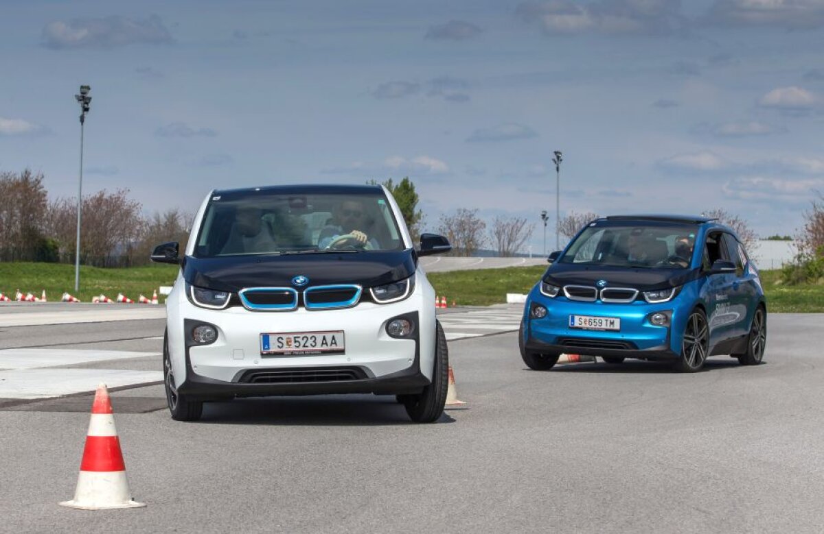 VIDEO+FOTO Test drive cu toată gama de electrice a celor de la BMW » Adrenalină la priză: i8 și i3 pe circuit