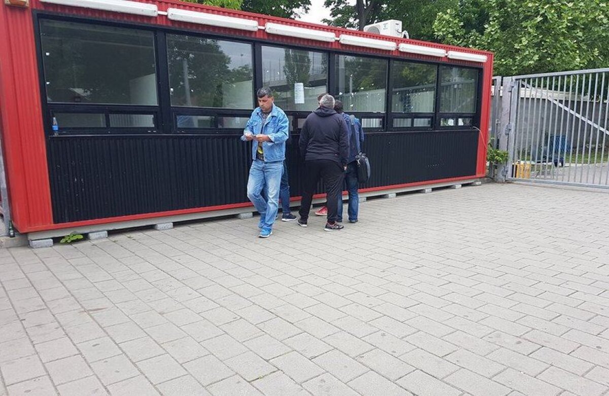 FOTO+VIDEO Mai harnici decât dinamoviștii » Câte bilete au cumpărat fanii FCSB-ului pentru meciul cu CS U