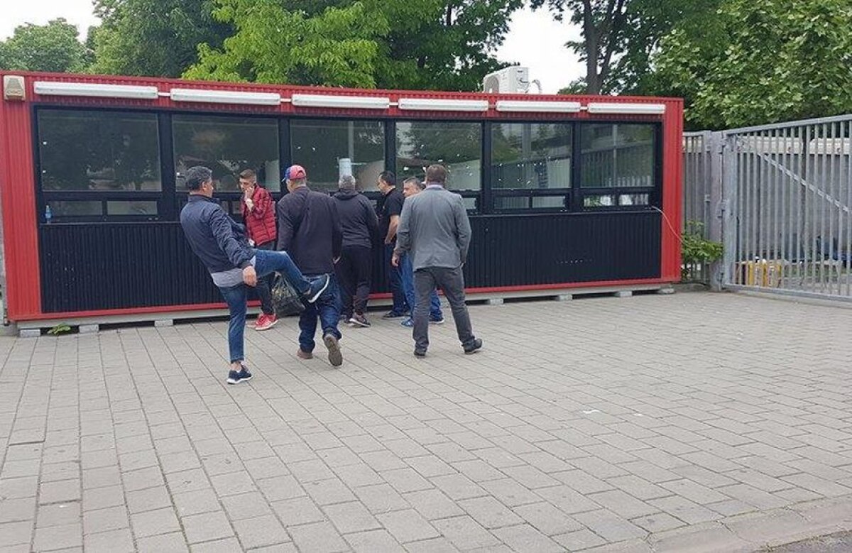 FOTO+VIDEO Mai harnici decât dinamoviștii » Câte bilete au cumpărat fanii FCSB-ului pentru meciul cu CS U