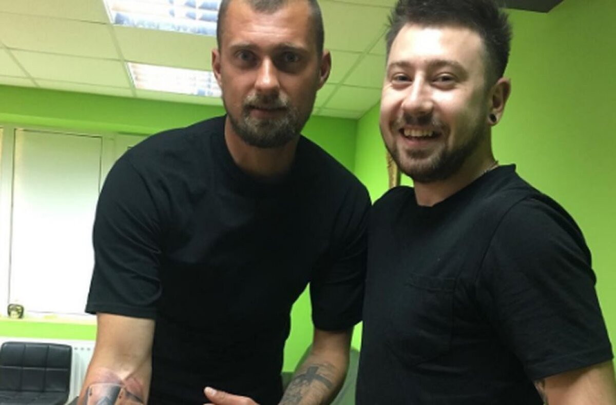 FOTO Steliștii s-au tatuat înaintea finalului de campionat » Mesaj dur al lui Tamaș, tatuat pe antebraț