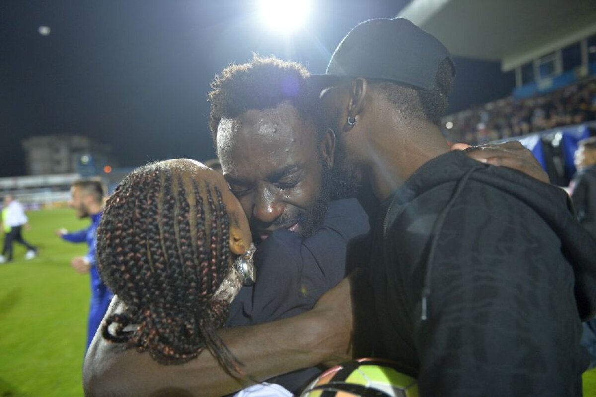 GALERIE FOTO + VIDEO Regele României! Hagi și jucătorii de la Viitorul au făcut show pe teren după ce au câștigat campionatul