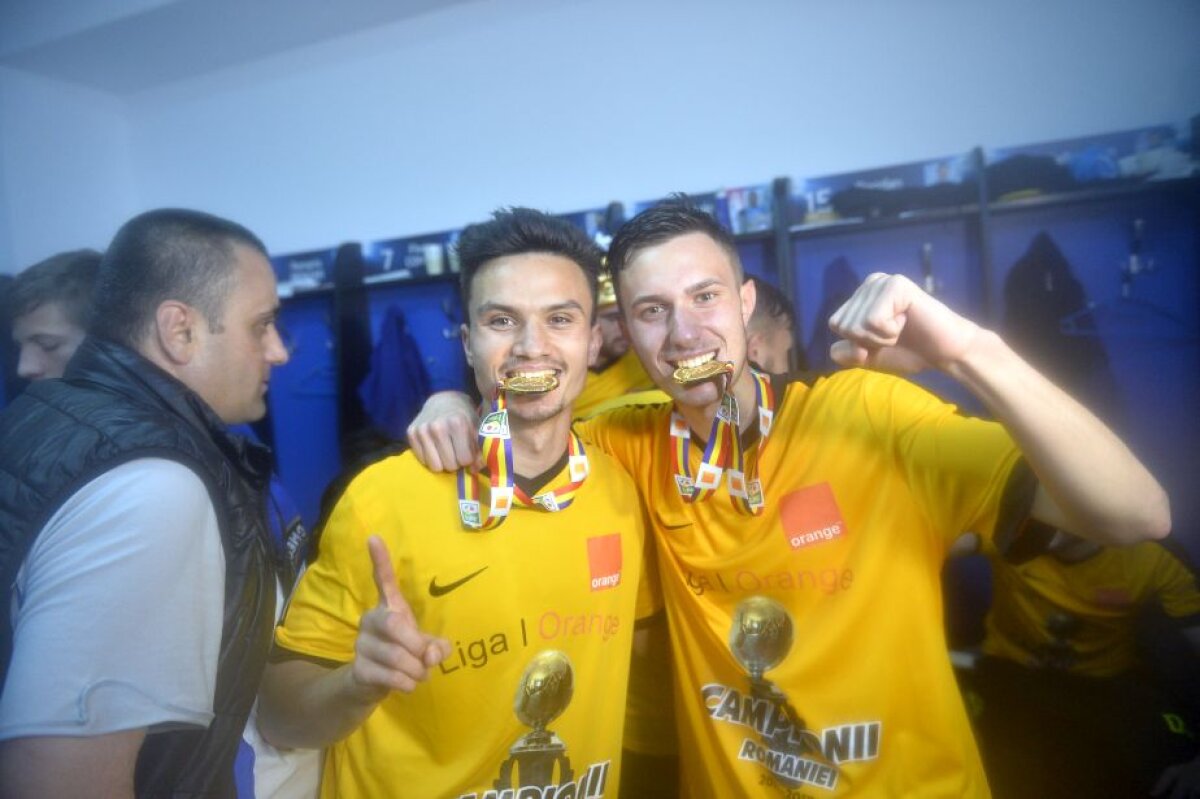 GALERIE FOTO + VIDEO Regele României! Hagi și jucătorii de la Viitorul au făcut show pe teren după ce au câștigat campionatul