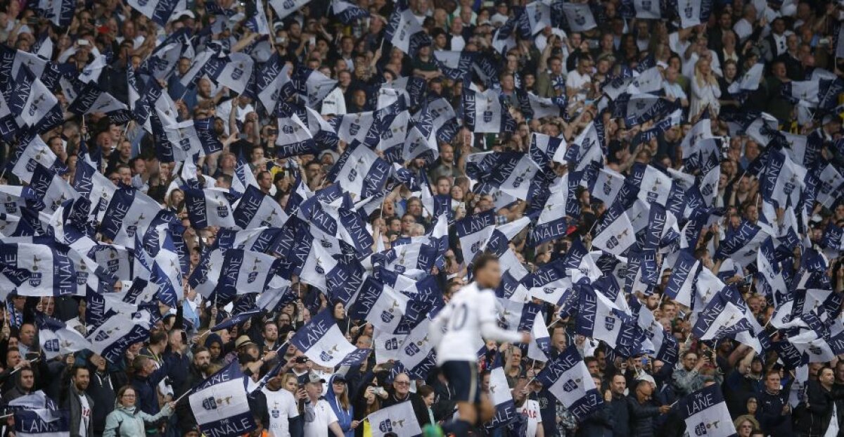 VIDEO + FOTO Tottenham - United 2-1 » Broken Hart Lane. Emoționantă despărțire de arena pe care Tottenham a jucat 118 ani!