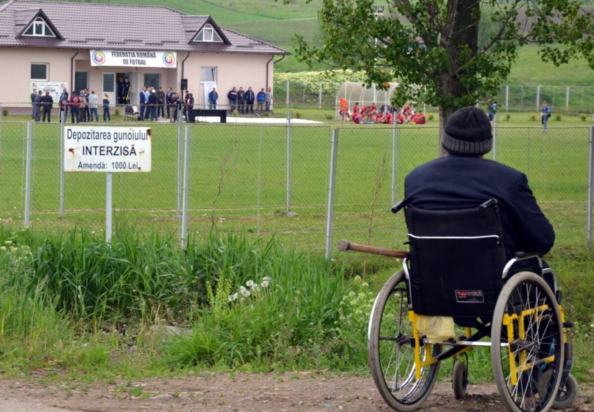 Burleanu, la țară în zi de titlu! În cea mai încinsă zi a fotbalului românesc din ultimii ani, președintele FRF a văzut meciuri de juniori la Văculești, Botoșani