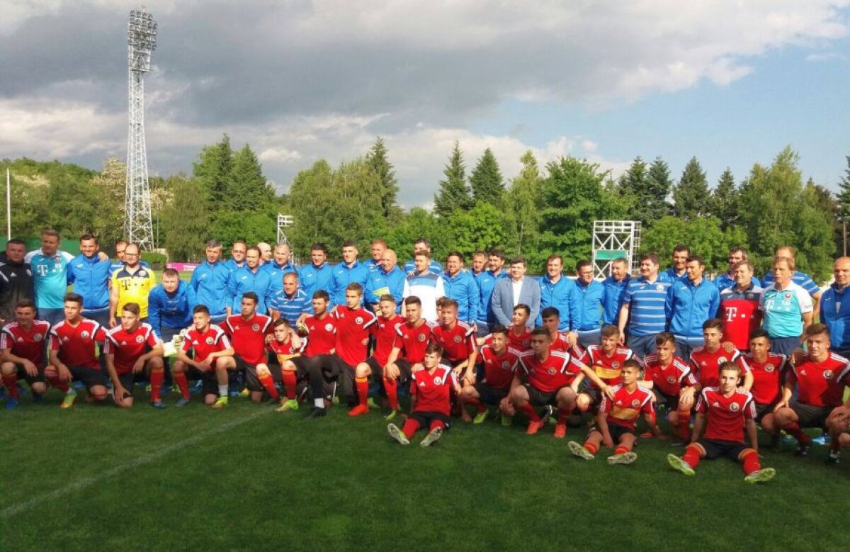 FOTO + VIDEO Daum, lecție practică pentru cursanții școlii de antrenori! Ce curs ține selecționerul