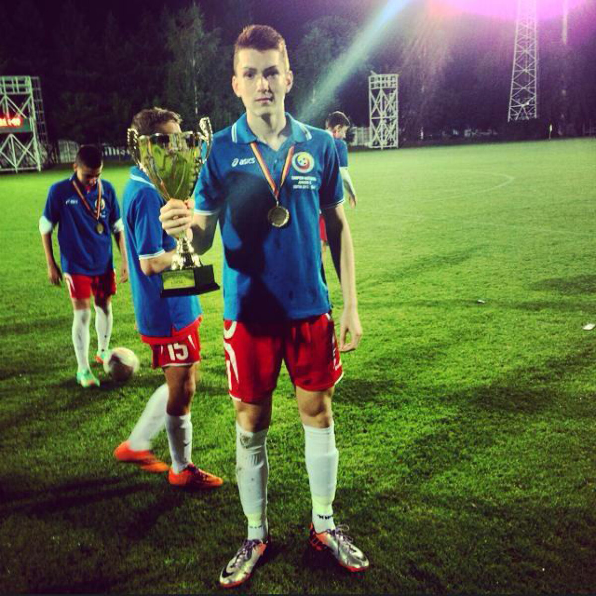 Vedeta CSA, refuzată de Dinamo! ”A venit arogantul ăsta de Bratu și mi-a zis «Marș din vestiar!»”