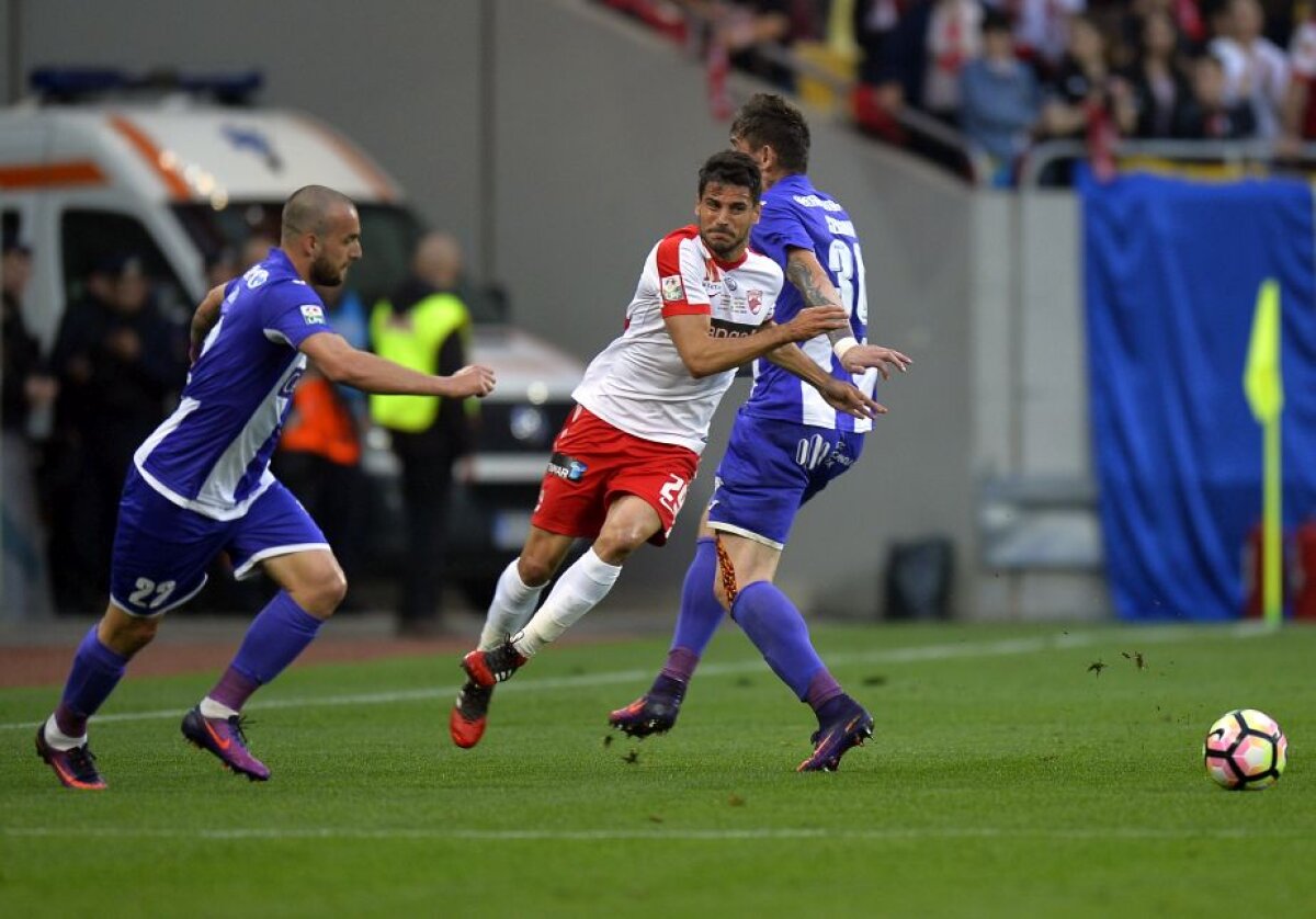 VIDEO+FOTO » Dinamo a câștigat Cupa Ligii fără emoții! Al 34-lea trofeu din vitrina "câinilor"