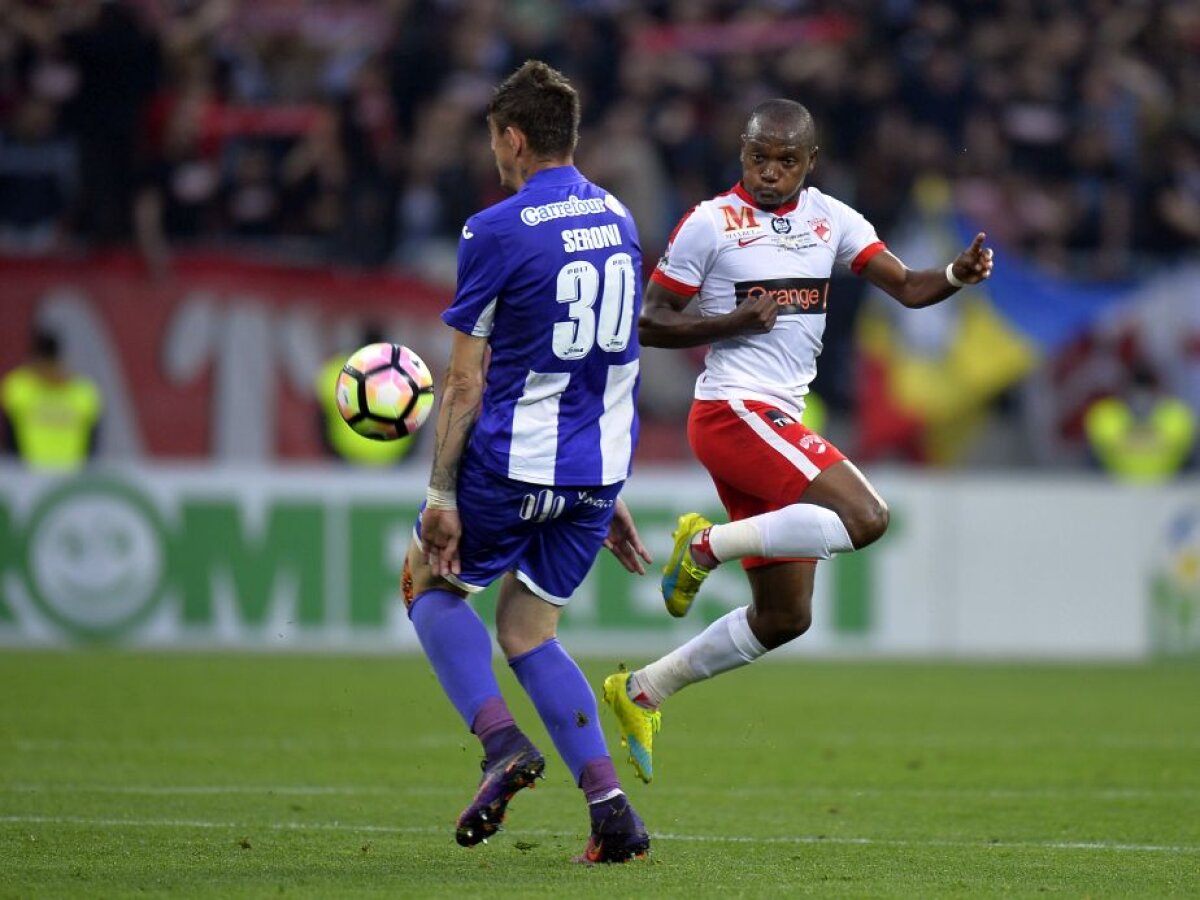 VIDEO+FOTO » Dinamo a câștigat Cupa Ligii fără emoții! Al 34-lea trofeu din vitrina "câinilor"