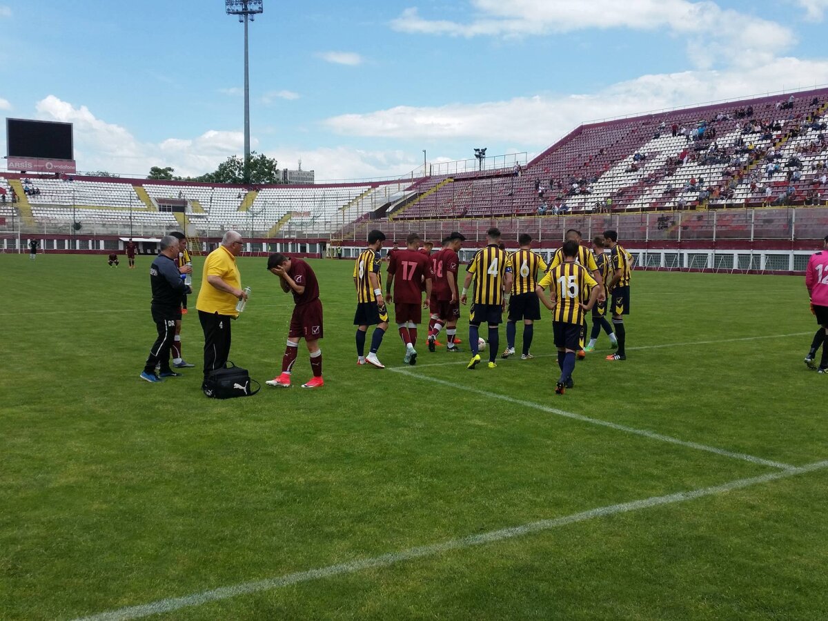 FOTO AFC Rapid a promovat în Liga a 4-a după o victorie lejeră în fața fiilor lui Ilie Stan și Anghel Iordănescu 