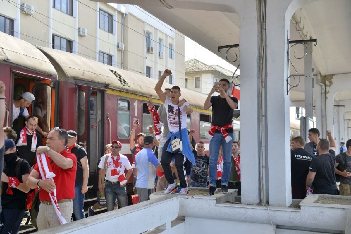 VIDEO+FOTO Coregrafia lui ASU Poli, inspirată din Game of Thrones, nu și-a împiedicat marea rivală din drumul către promovare » UTA a învins cu 3-0 şi e pe doi