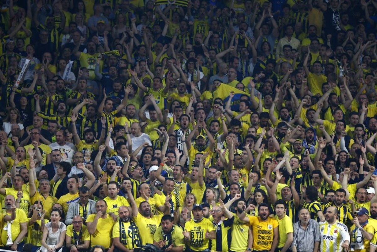 VIDEO + FOTO Fenerbahce Istanbul este câștigătoarea Euroligii de baschet » Turcii au făcut spectacol în tribune