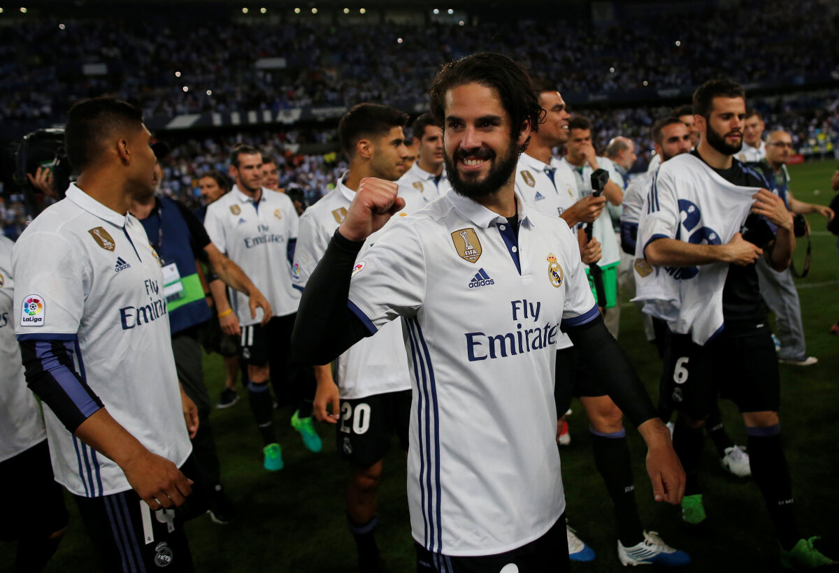 VIDEO+FOTO Bucurie senzațională a jucătorilor lui Real Madrid! Zidane a fost aruncat în sus de propriii fotbaliști după titlul 33