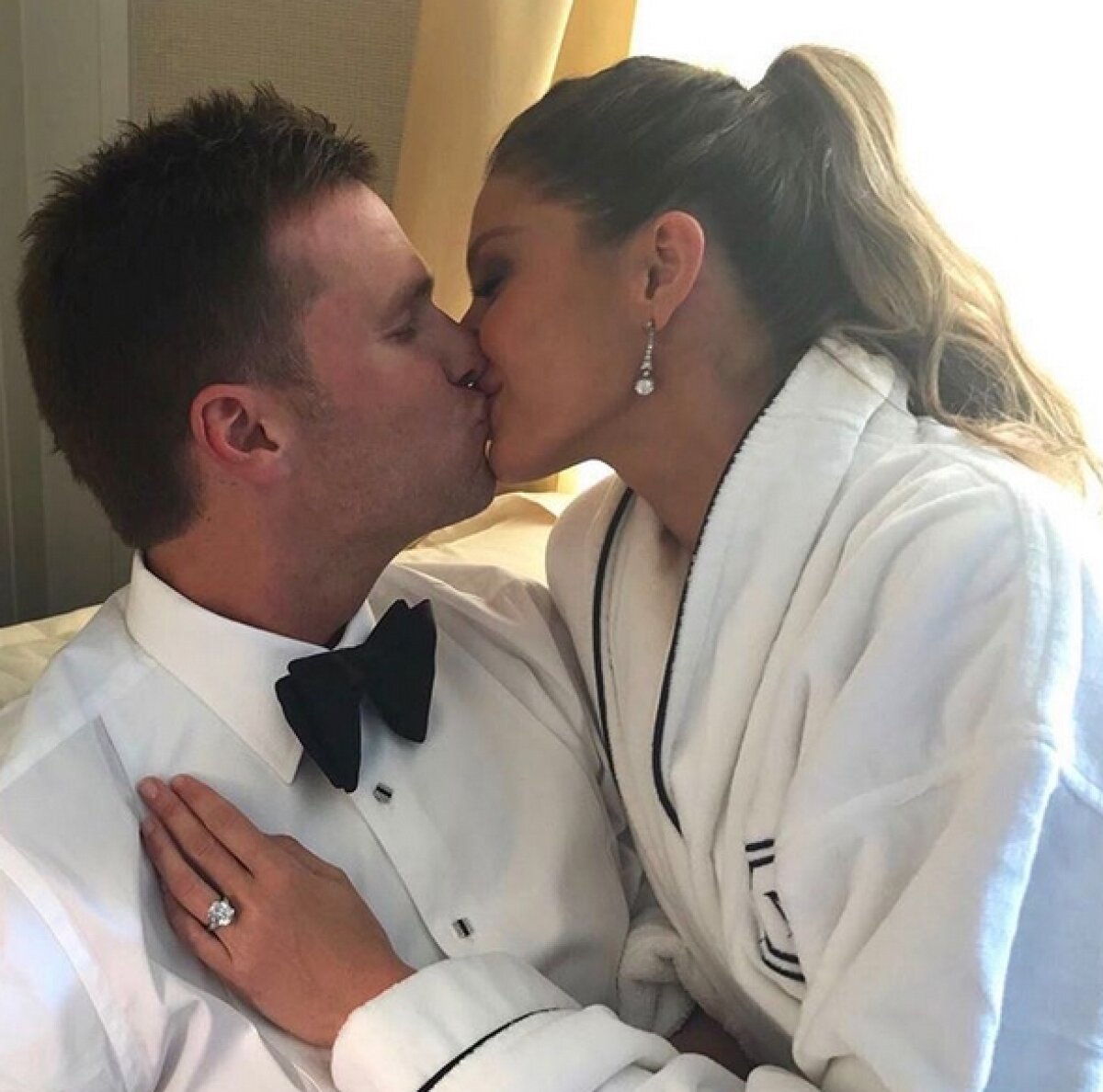 FOTO Gisele se teme pentru viața lui Tom Brady când intră pe teren: ”Mă sperie de moarte”