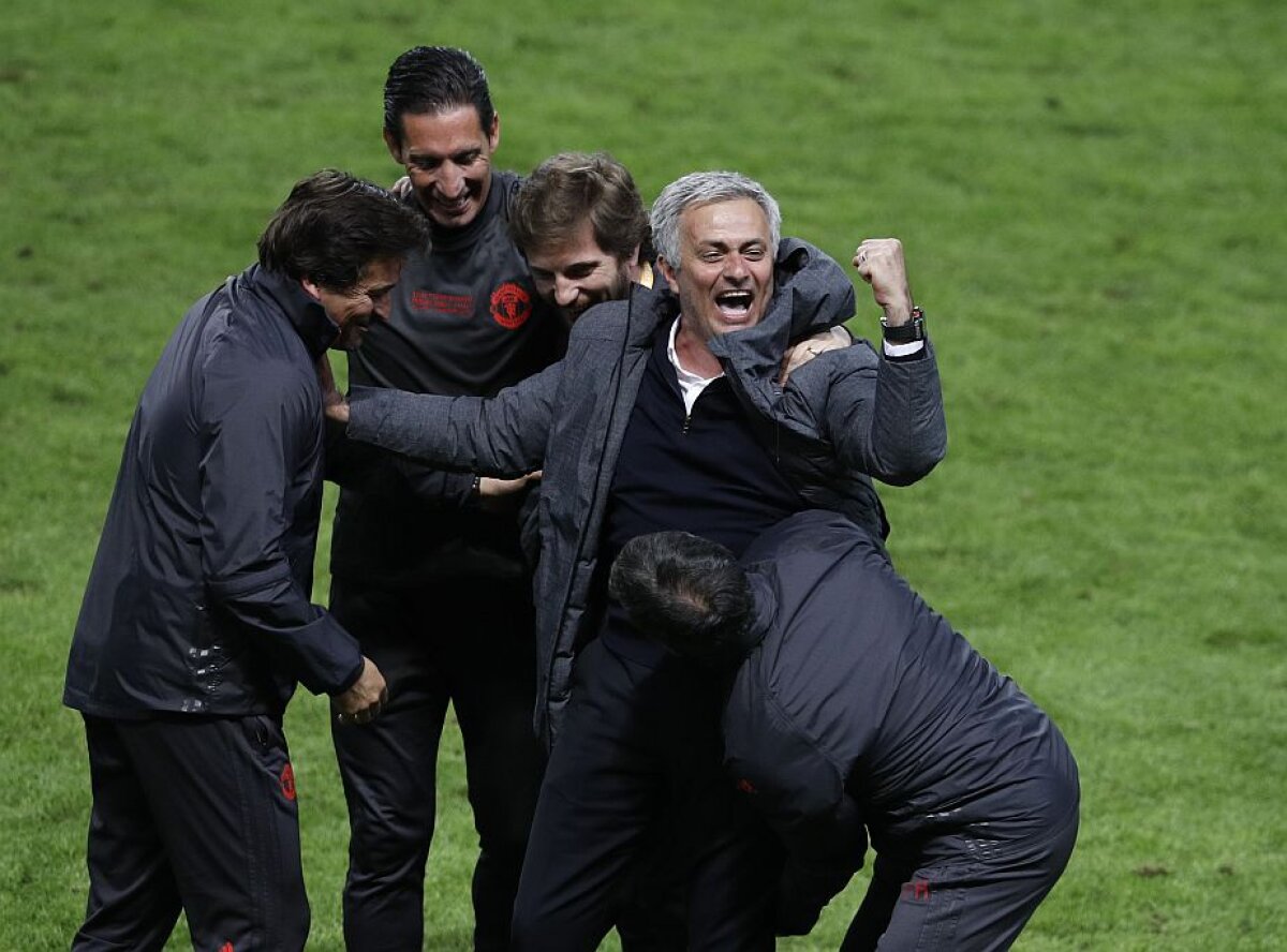 VIDEO+FOTO Cele mai tari imagini după finala Europa League! Jose Mourinho, one-man show! Cum s-au bucurat fotbaliștii