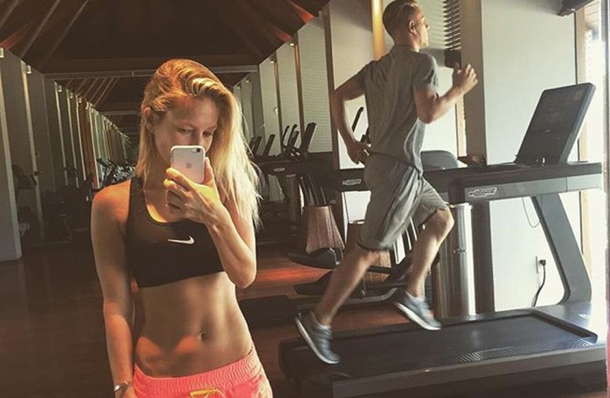 FOTO Ce au în comun o arhitectă sexy și o vedetă a Barcelonei? Sunt cel mai frumos cuplu