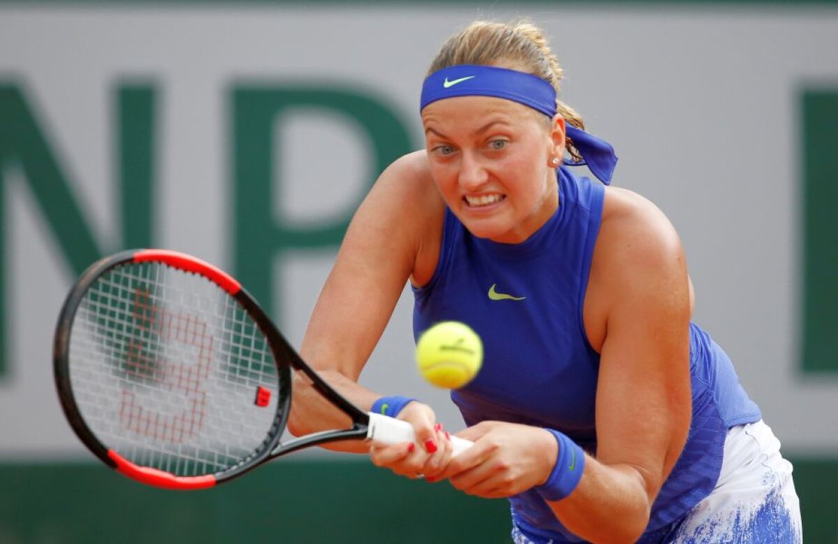 GALERIE FOTO Ce nu te omoară te face mai puternic! Înjunghiată acum șase luni, Kvitova zâmbește din nou »  S-a întors pe teren cu victorie 