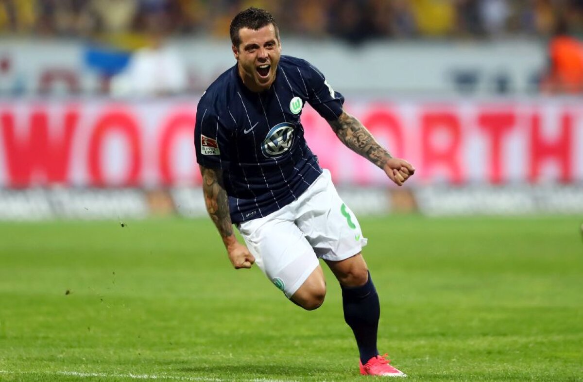 FOTO+VIDEO Dramatism și luptă teribilă pentru Bundesliga! Wolfsburg trece de Braunschweig și rămâne la masa bogaților, după o partidă electrizantă. Haos cu fanii la final