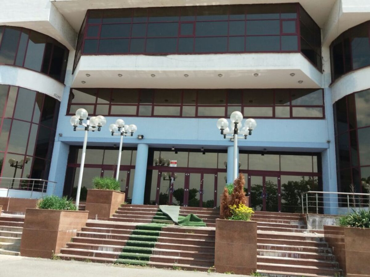 EXCLUSIV Gigi eliberează Ghencea » Vechiul stadion se pregăteşte să dispară: Becali ia tot ce poate