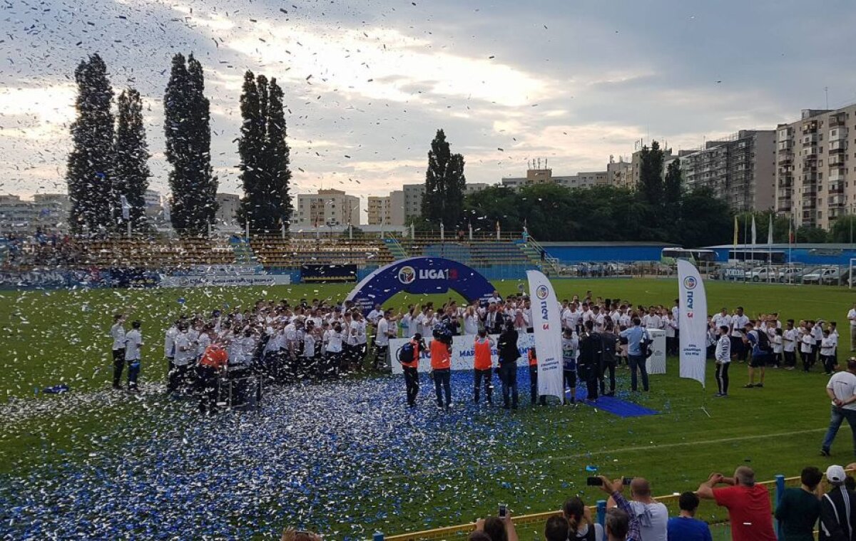 VIDEO+FOTO Burleanu a premiat-o pe Juventus Colentina pentru promovare » Și președintele FRF a primit o distincție