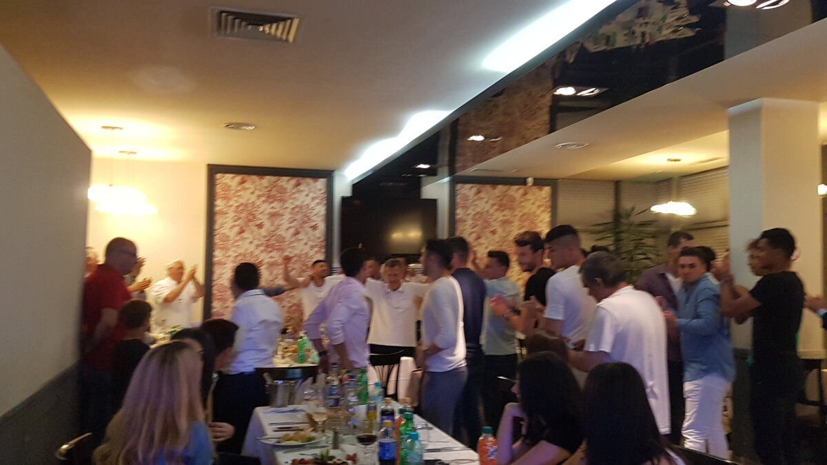 VIDEO + FOTO Superimagini de la petrecerea de promovare a lui Juventus! Un fost fotbalist al FCSB-ului a făcut spectacol pe ringul de dans