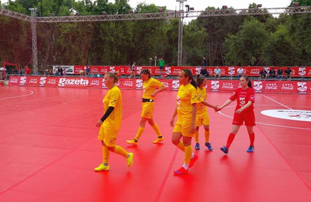 UPDATE FOTO+VIDEO Spectacol deplin în prima zi din Cupa Coca-Cola » Știm finala feminină + Programul de duminică