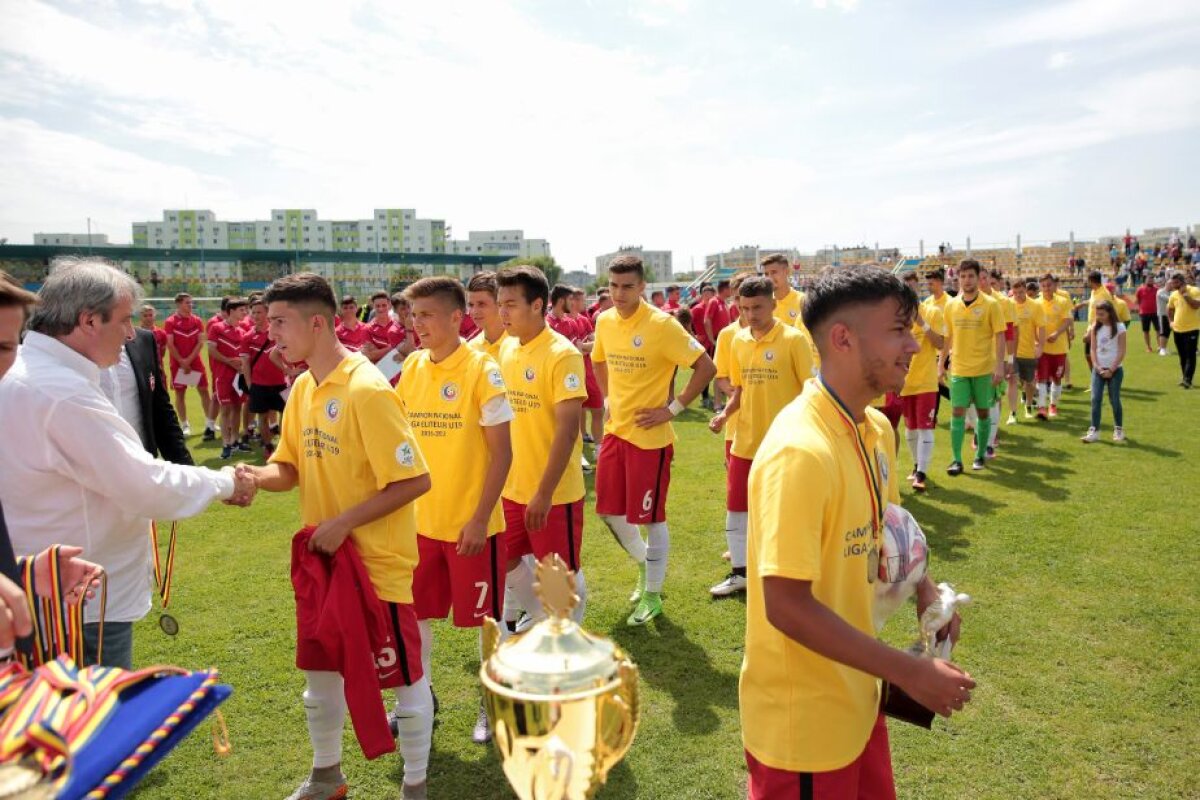 VIDEO+FOTO Dinamo, campioană în Liga Elitelor U19! "Câinii" merg în UEFA Youth League