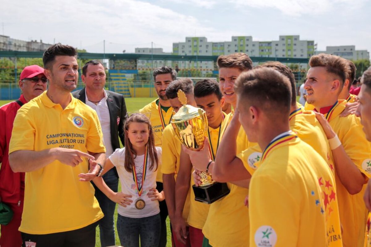 VIDEO+FOTO Dinamo, campioană în Liga Elitelor U19! "Câinii" merg în UEFA Youth League