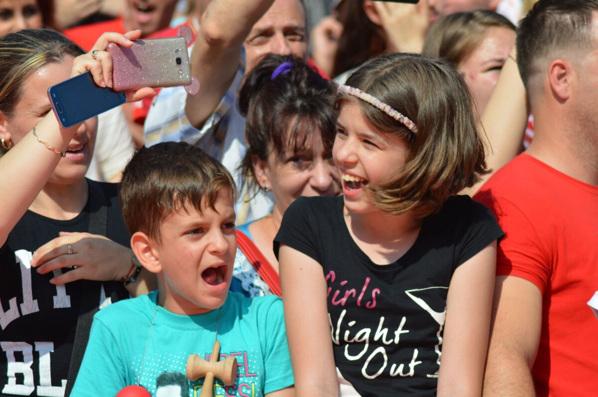 GALERIE FOTO Superconcert la Cupa Coca-Cola » Carla's Dreams a încins atmosfera în Parcul Tineretului