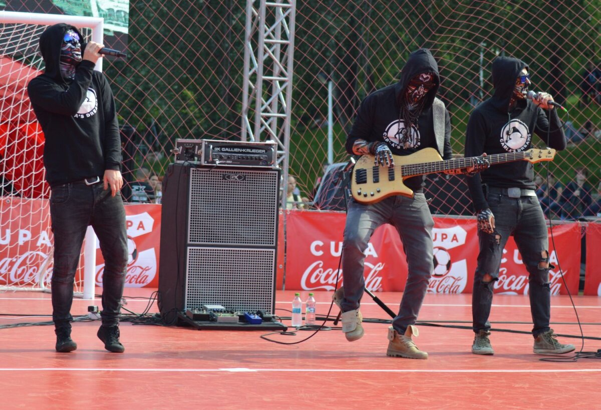 GALERIE FOTO Superconcert la Cupa Coca-Cola » Carla's Dreams a încins atmosfera în Parcul Tineretului