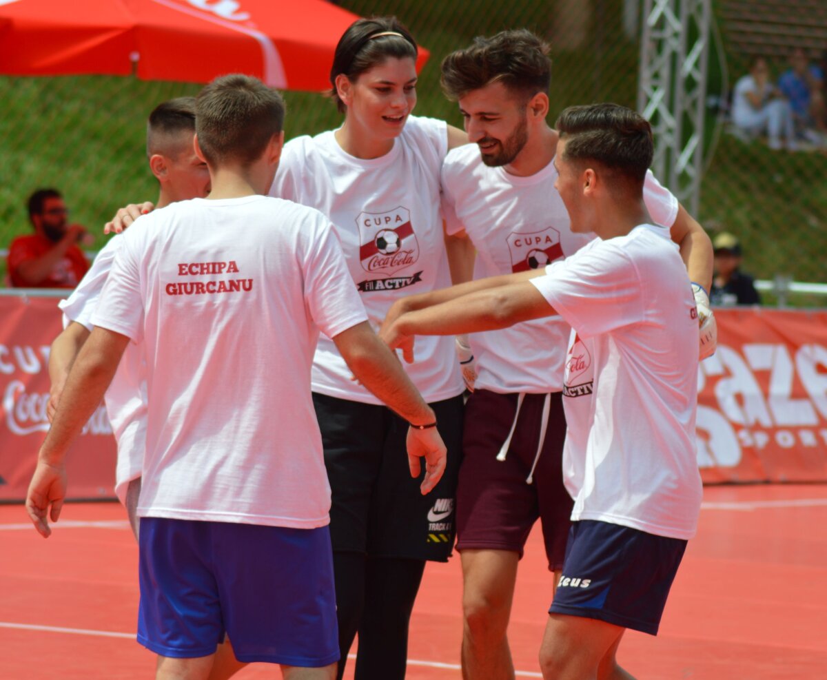 FOTO Spectacol! Cu o vloggeriță căpitan, echipa Giurcanu a învins la scor echipa Ghiduș