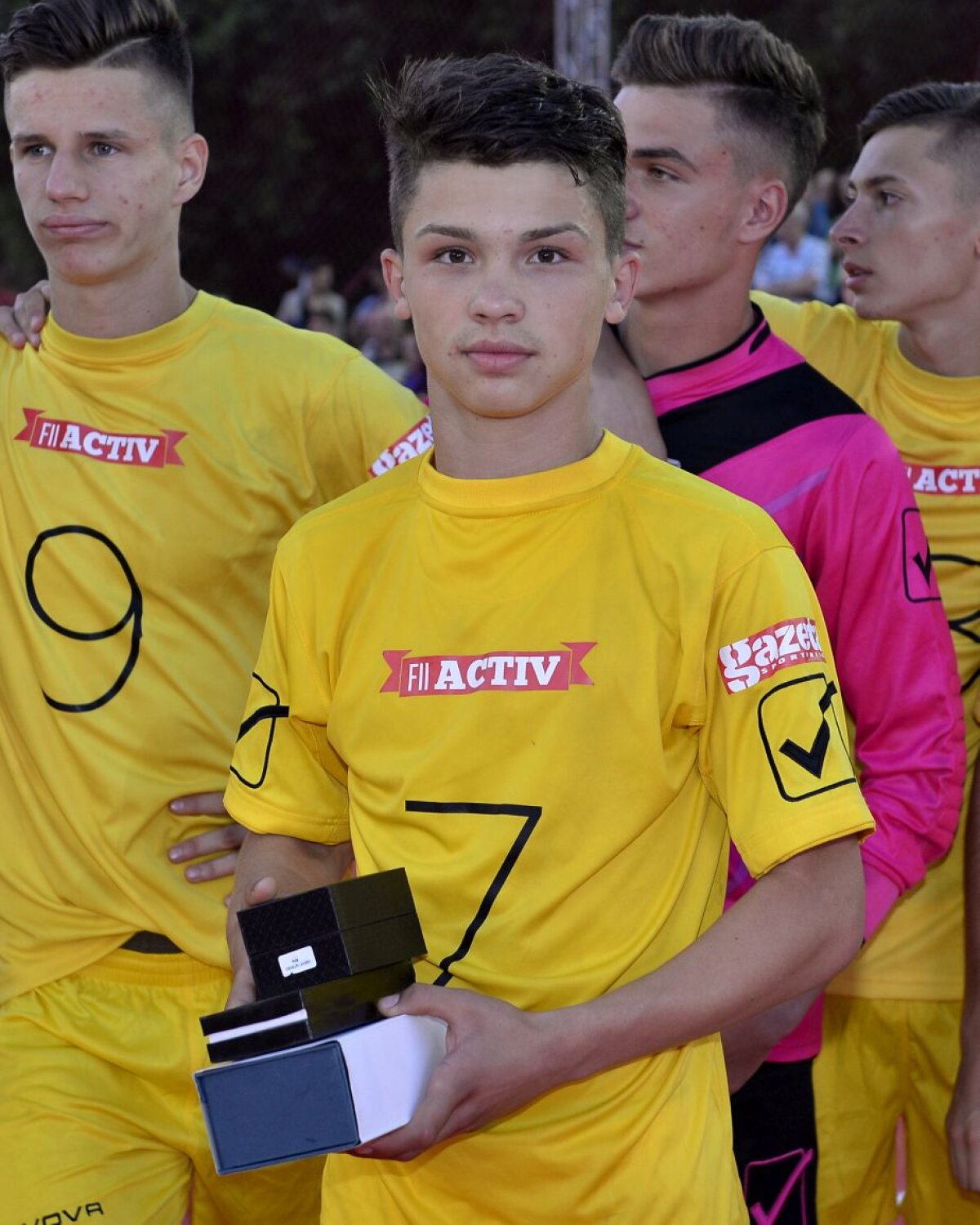 FOTO MVP-ul finalei Cupei Coca-Cola așteaptă oferte după competiția câștigată: "Am auzit că ne-au urmărit mai mulți oameni de fotbal"