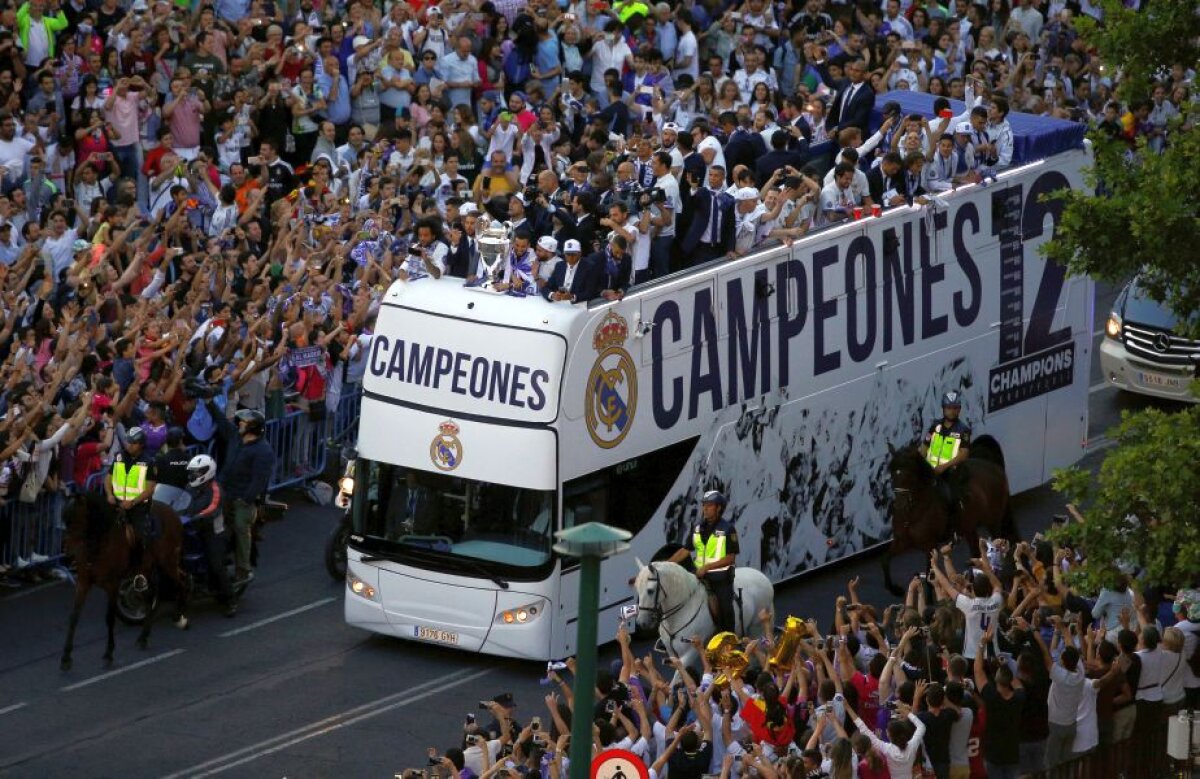 Sărbătoare grandioasă “Campeones 12” pentru Real Madrid pe străzile capitalei Spaniei și pe ”Santiago Bernabeu” + Sergio Ramos, Zinedine Zidane și Cristiano Ronaldo, momente de neuitat 