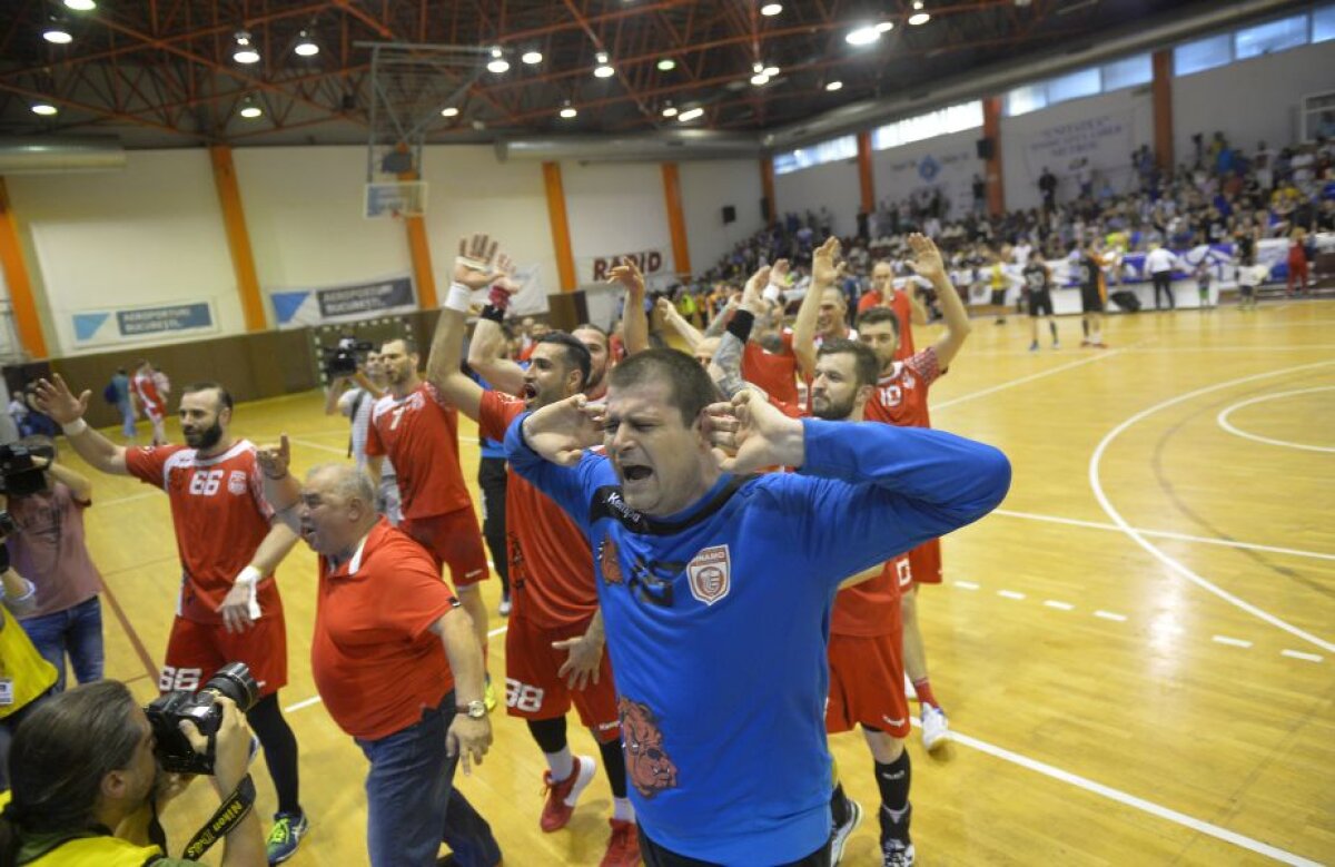 FOTO + VIDEO Event alb-roșu! Dinamo București e din nou campioana României la handbal, după încă un "thriller" cu CSM București