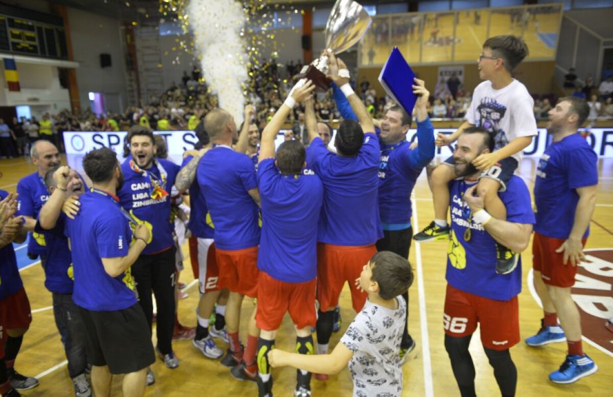 FOTO + VIDEO Event alb-roșu! Dinamo București e din nou campioana României la handbal, după încă un "thriller" cu CSM București
