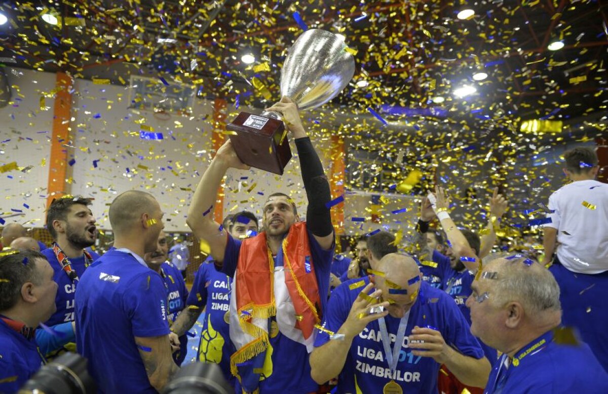 FOTO + VIDEO Event alb-roșu! Dinamo București e din nou campioana României la handbal, după încă un "thriller" cu CSM București