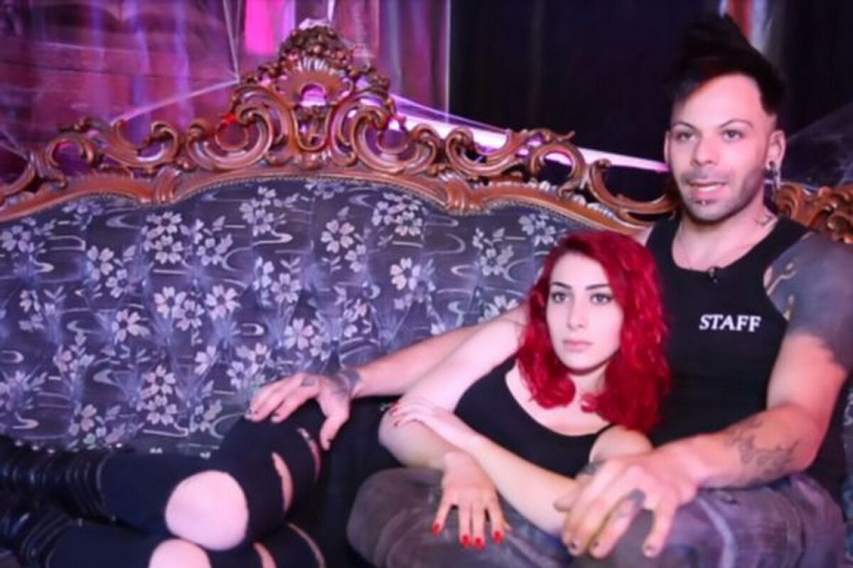 VIDEO & FOTO Așa ceva nu ai mai văzut niciodată! Își beau sângele, exact ca vampirii