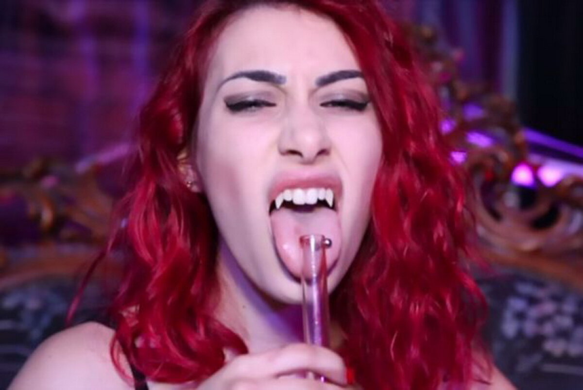 VIDEO & FOTO Așa ceva nu ai mai văzut niciodată! Își beau sângele, exact ca vampirii