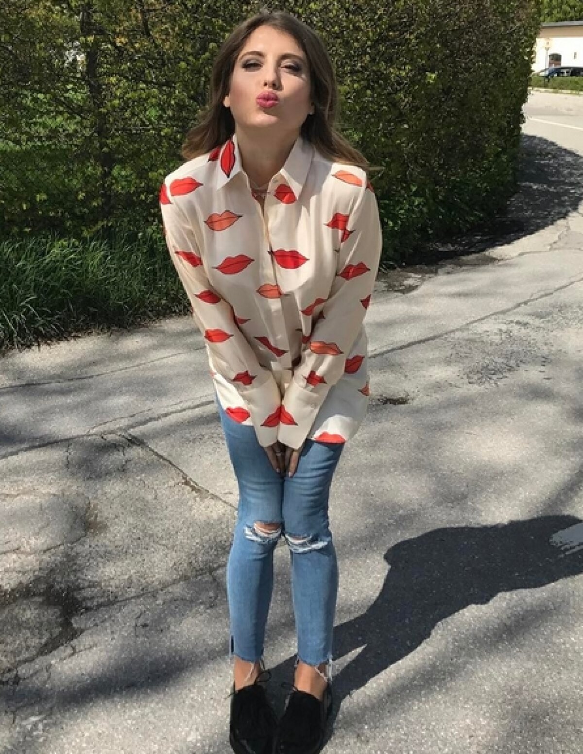 FOTO Sexy-jurnalista lui Hummels » O soție cum rar vezi: nu se plictisește deloc când Mats e în cantonament :)