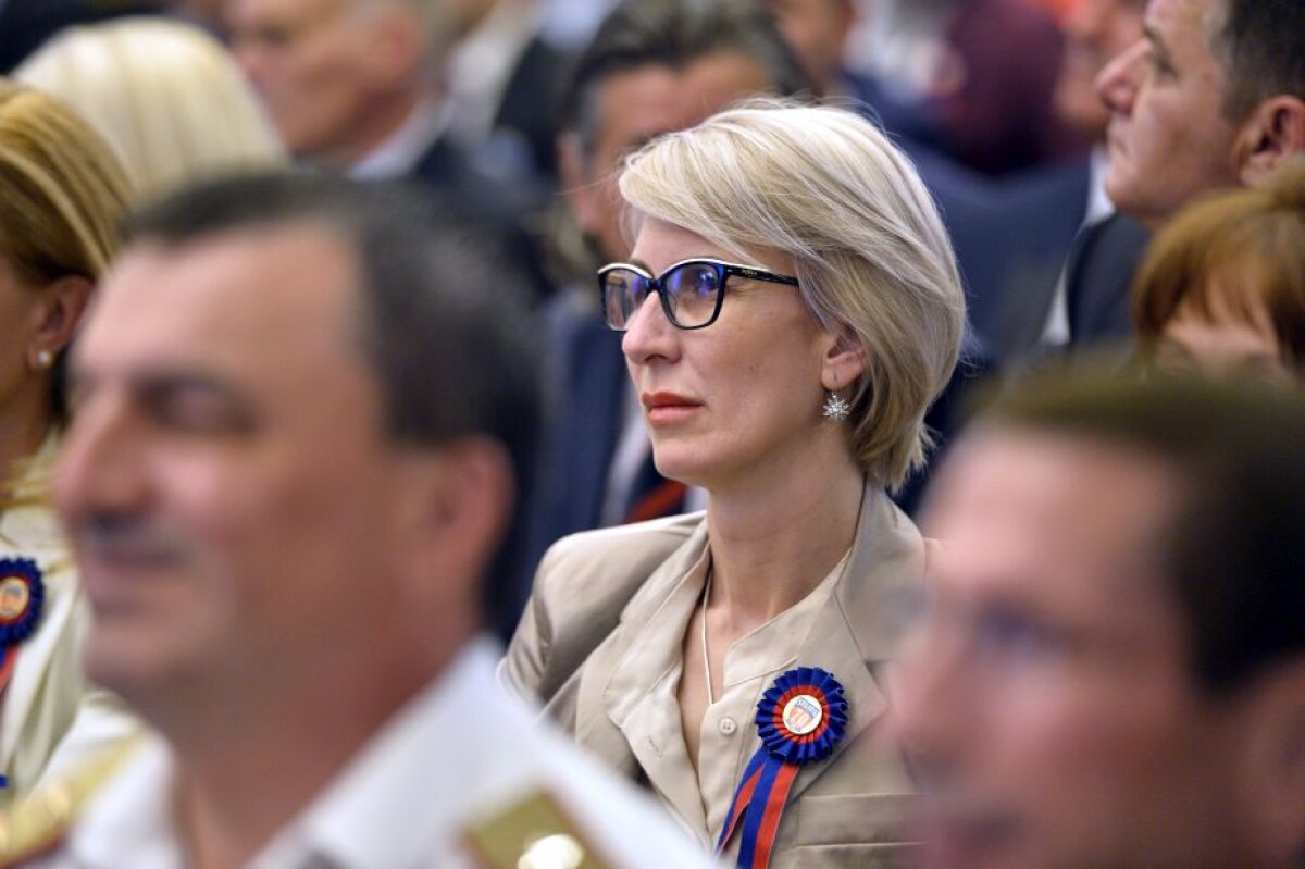 GALERIE FOTO Dinamo cu Steaua în suflet » 10 imagini de colecție de la aniversarea CSA Steaua, cu Monica Iagăr, Florin Talpan și Marius Lăcătuș în prim-plan