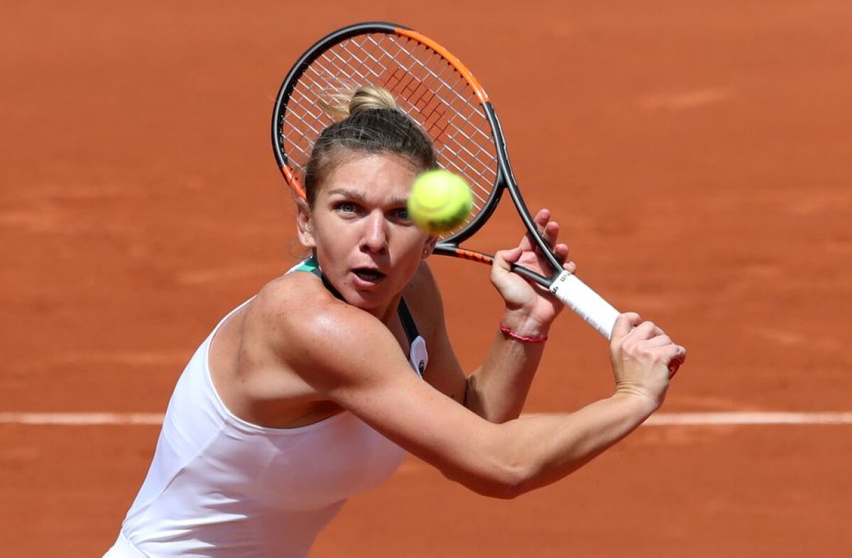 GALERIE FOTO Zbor spre semifinale » 10 imagini dintr-un meci cu o revenire de nota 10 a Simonei Halep la Roland Garros