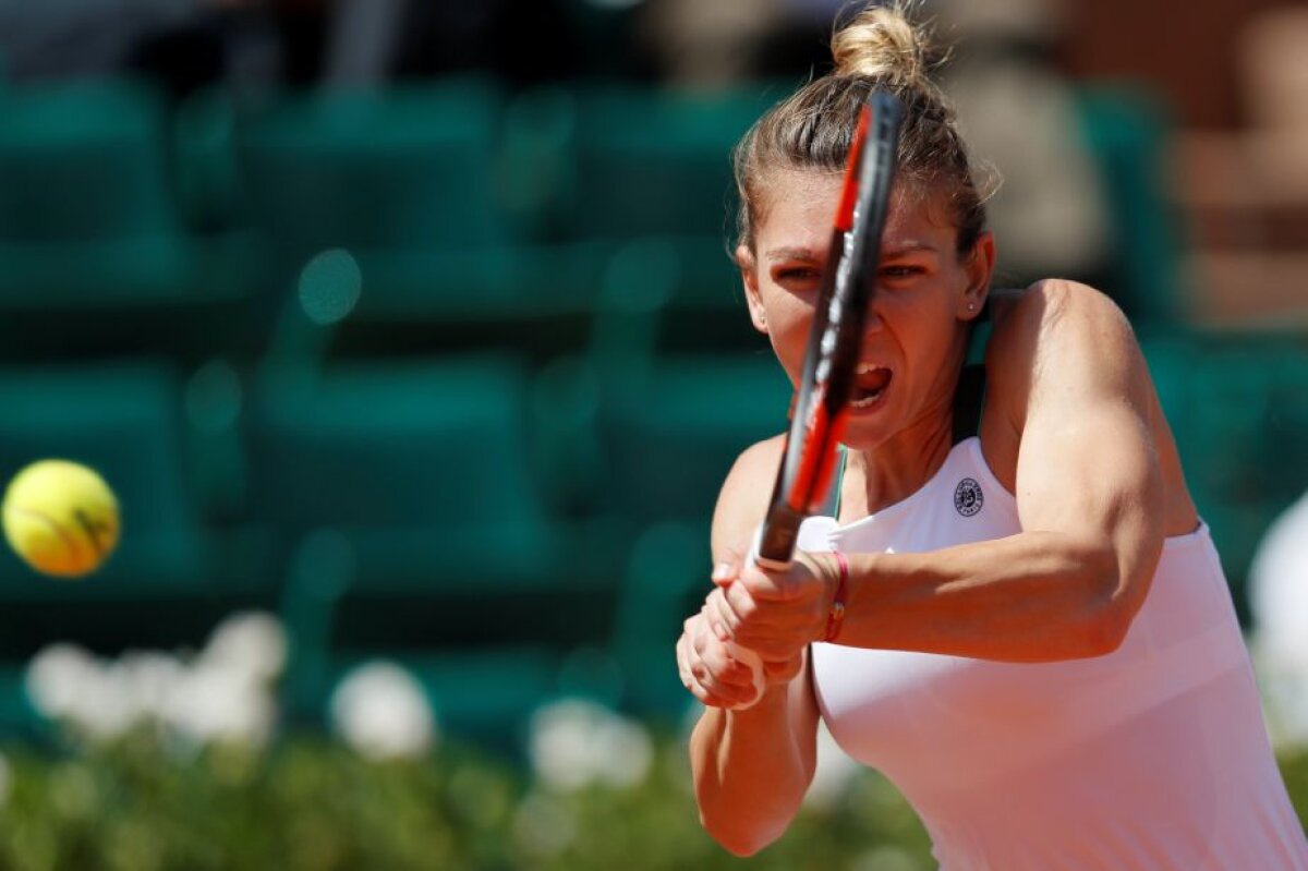 GALERIE FOTO Zbor spre semifinale » 10 imagini dintr-un meci cu o revenire de nota 10 a Simonei Halep la Roland Garros