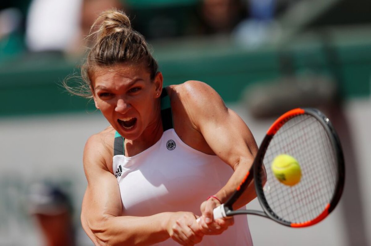 GALERIE FOTO Zbor spre semifinale » 10 imagini dintr-un meci cu o revenire de nota 10 a Simonei Halep la Roland Garros