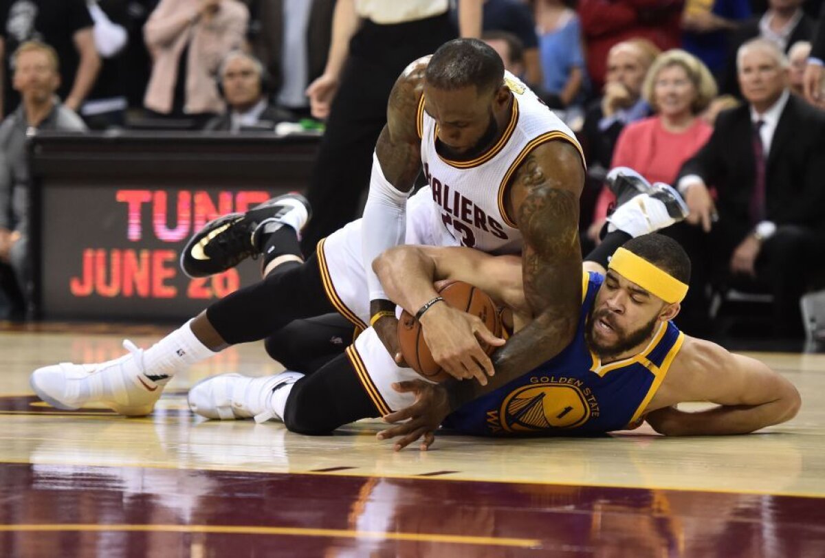 VIDEO + FOTO Cu un LeBron și un Irving nu se face primăvară » Golden State Warriors e la un pas de titlul NBA 