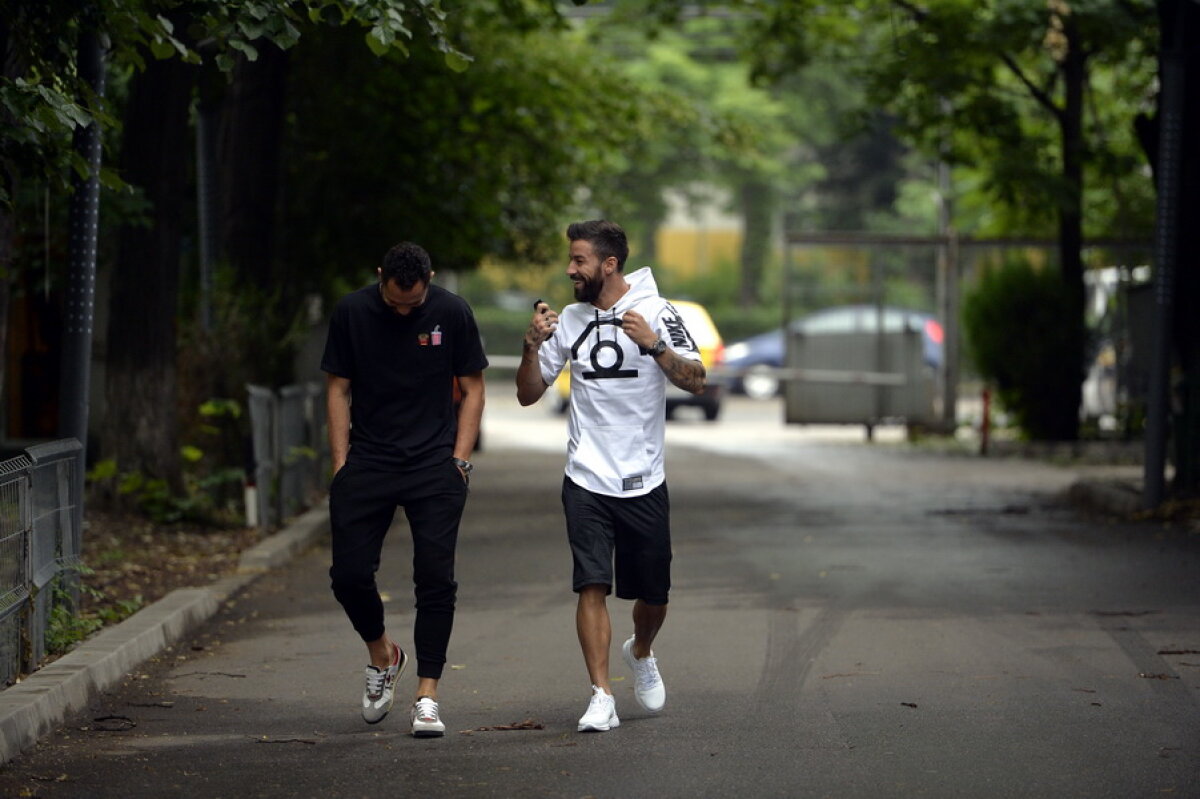 GALERIE FOTO FCSB este a doua echipă din Liga 1 care s-a reunit pentru noul sezon » Larie, Morais și trei nume surpriză au făcut vizita medicală!