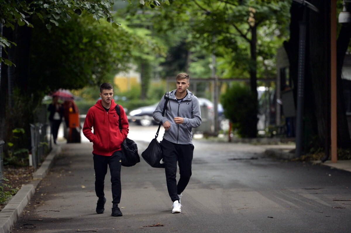 GALERIE FOTO FCSB este a doua echipă din Liga 1 care s-a reunit pentru noul sezon » Larie, Morais și trei nume surpriză au făcut vizita medicală!