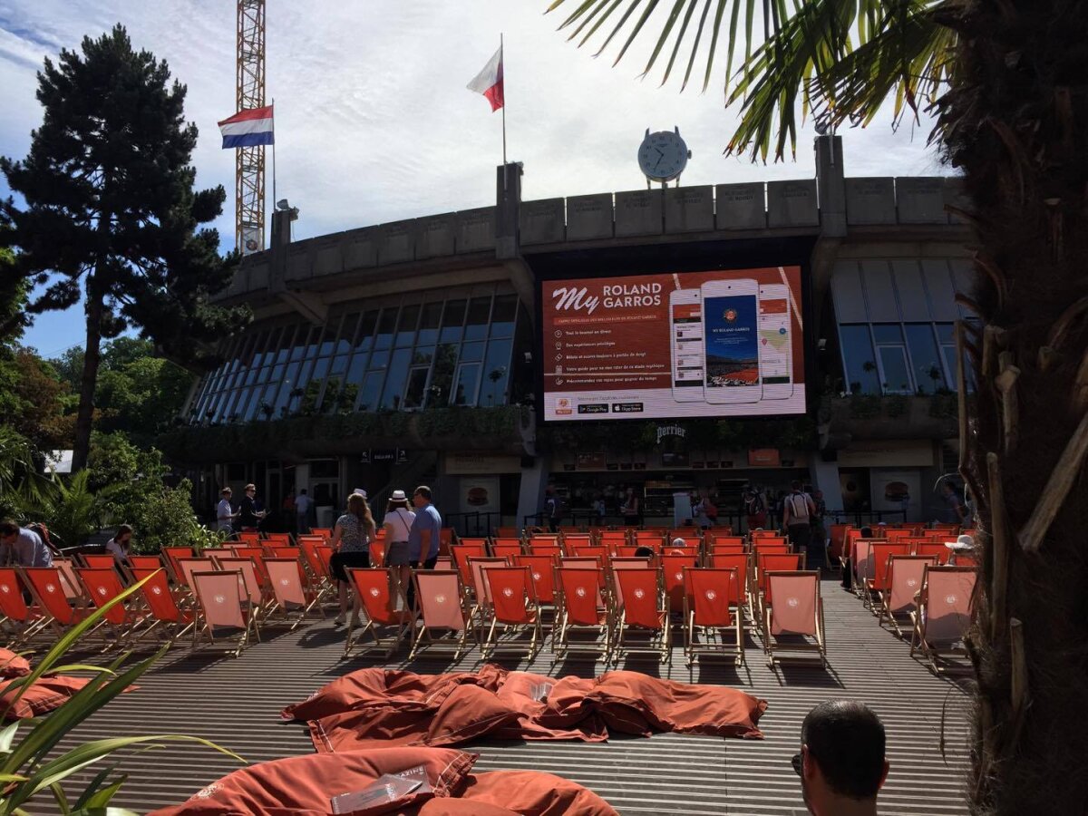 VIDEO + FOTO // OstapenKO! DEZASTRU în finala de la Roland Garros » Simona a avut 3 șanse de 4-0 în setul 2, dar s-a prăbușit și a pierdut în 3 seturi! Letona se impune cu un potop de lovituri câștigătoare
